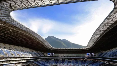 米兰老将弗洛伦齐因伤告别本赛季征程